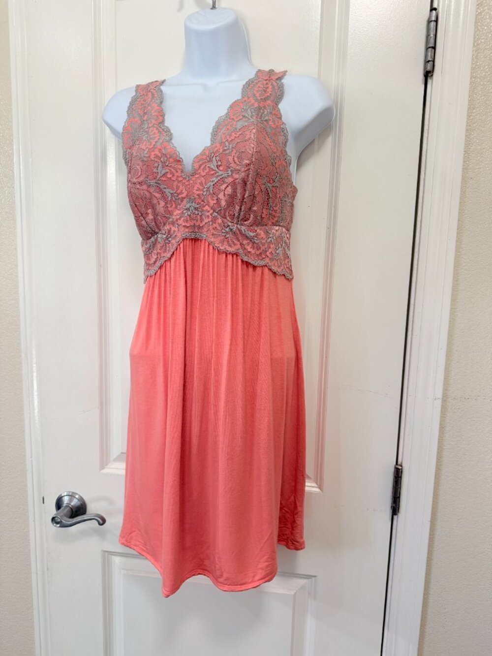Soma Peach Floral Lace Racerback Empire Waist Chemise Nightgown Size S - Picture 3 of 7